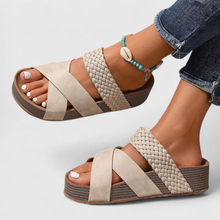 Zerayah | Orthopedic Sandals